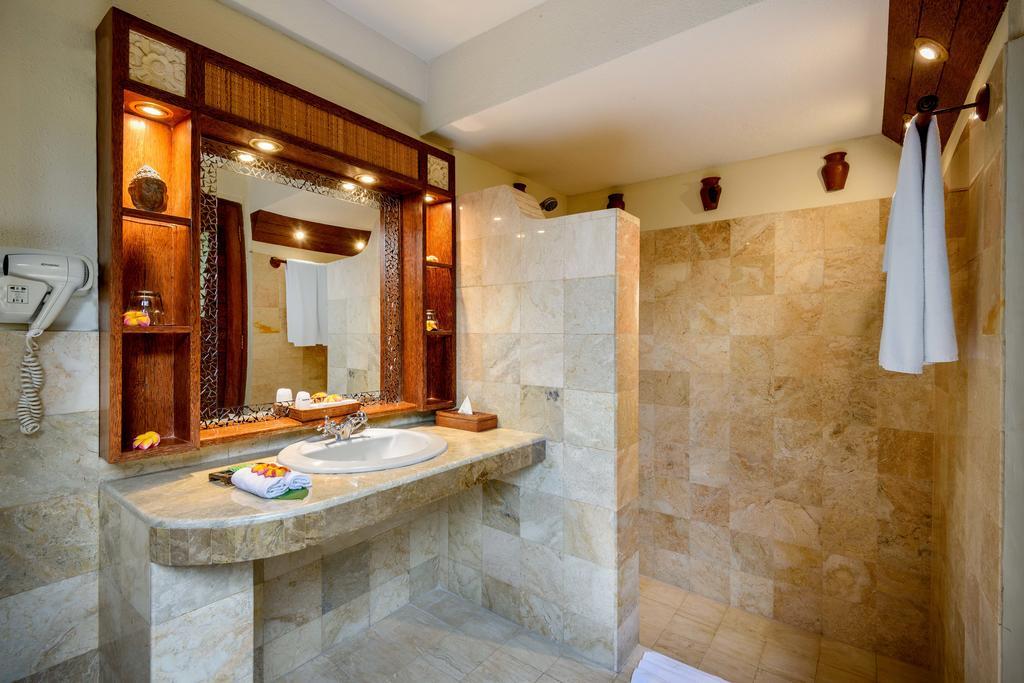 Hotel Puri Madawi Семиняк Екстериор снимка