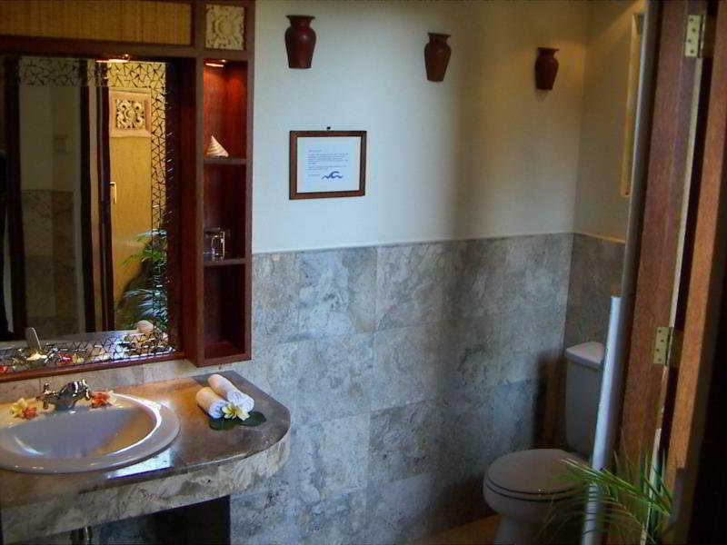 Hotel Puri Madawi Семиняк Екстериор снимка