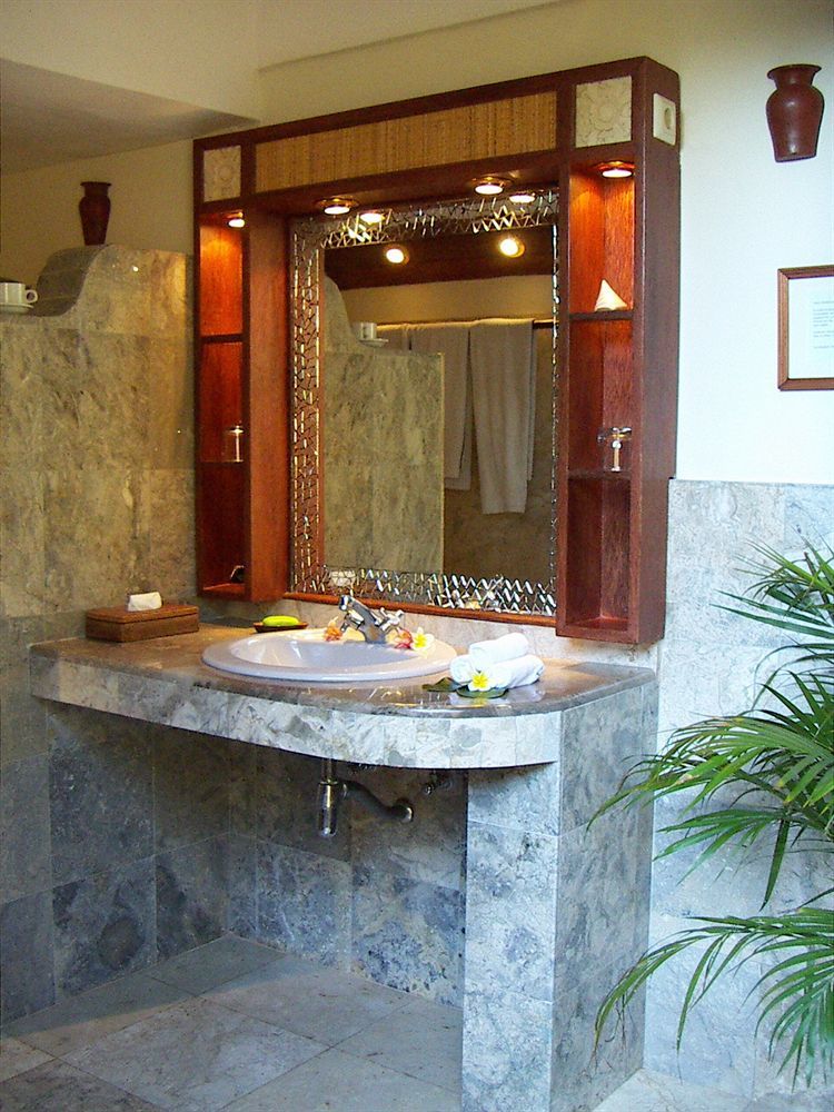 Hotel Puri Madawi Семиняк Екстериор снимка