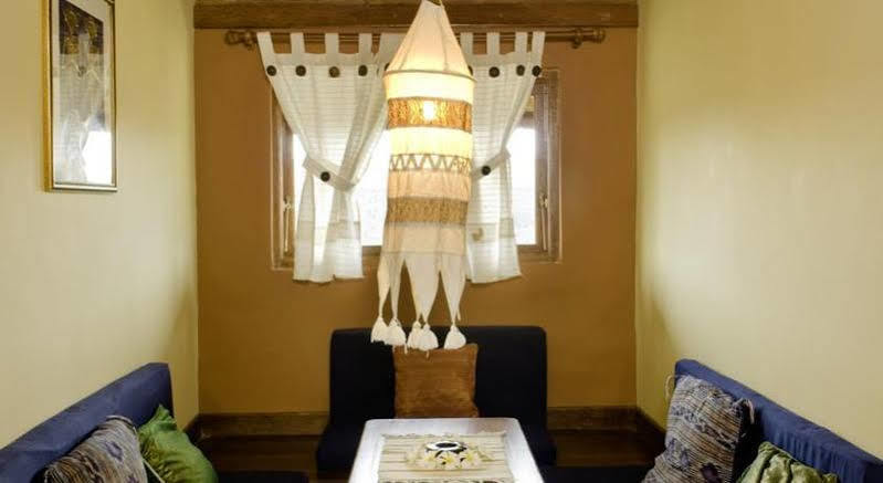 Hotel Puri Madawi Семиняк Екстериор снимка